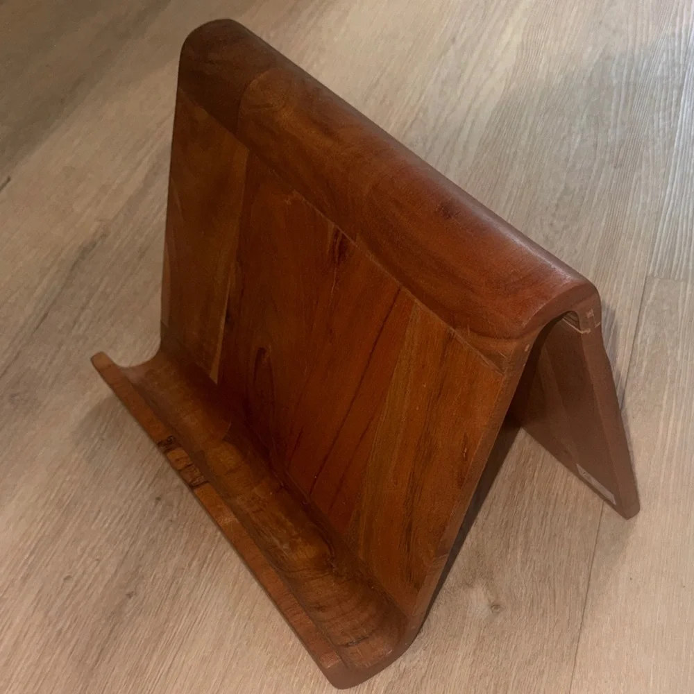 Wood Tablet/Book Stand in Warm Brown